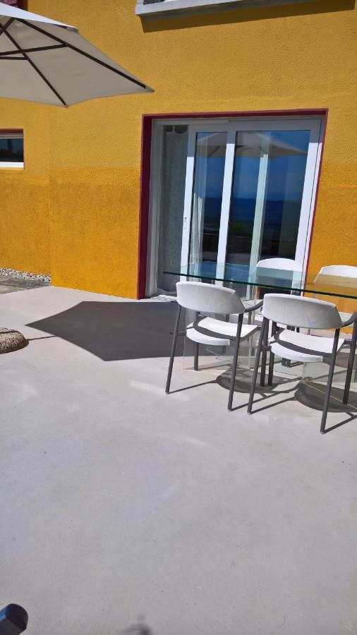 Swiss Borzoi House Acomodação com café da manhã Vully-les-Lacs Exterior foto